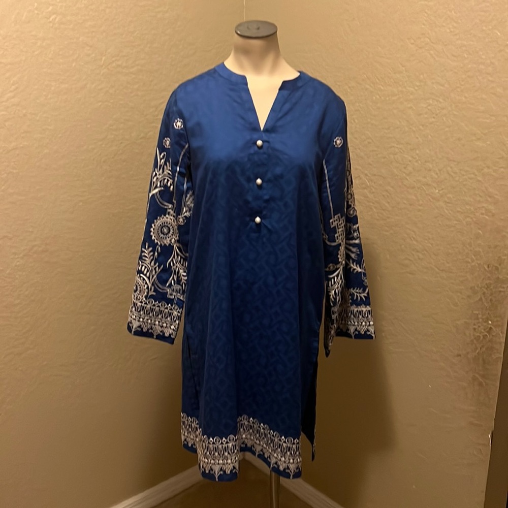 Beautiful shalwar Kameez.